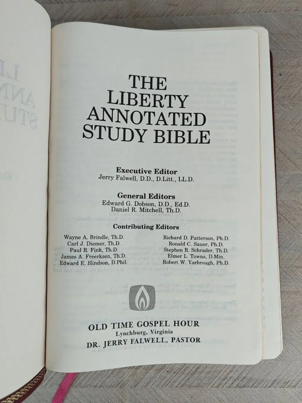The Liberty Annotated Study Bible KJV 1988 Genuine Leather Old Time Gospel Hour